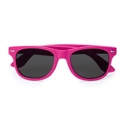 Ochelari de soare cu design clasic si protectie UV Ochelari de soare cu design clasic si protectie UV