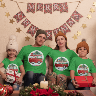 Set tricouri familie de Craciun Camp Christmas pe verde