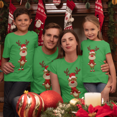 Set tricouri familie de Craciun Little Deer pe verde Set tricouri familie de Craciun Little Deer pe verde