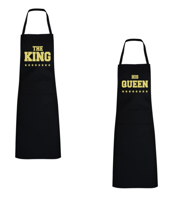 Set șorțuri pentru cuplu The King - His Queen Set șorțuri pentru cuplu The King - His Queen