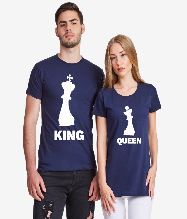 Tricouri pentru cupluri KING QUEEN CHESS albastru inchis Tricouri pentru cupluri KING QUEEN CHESS albastru inchis